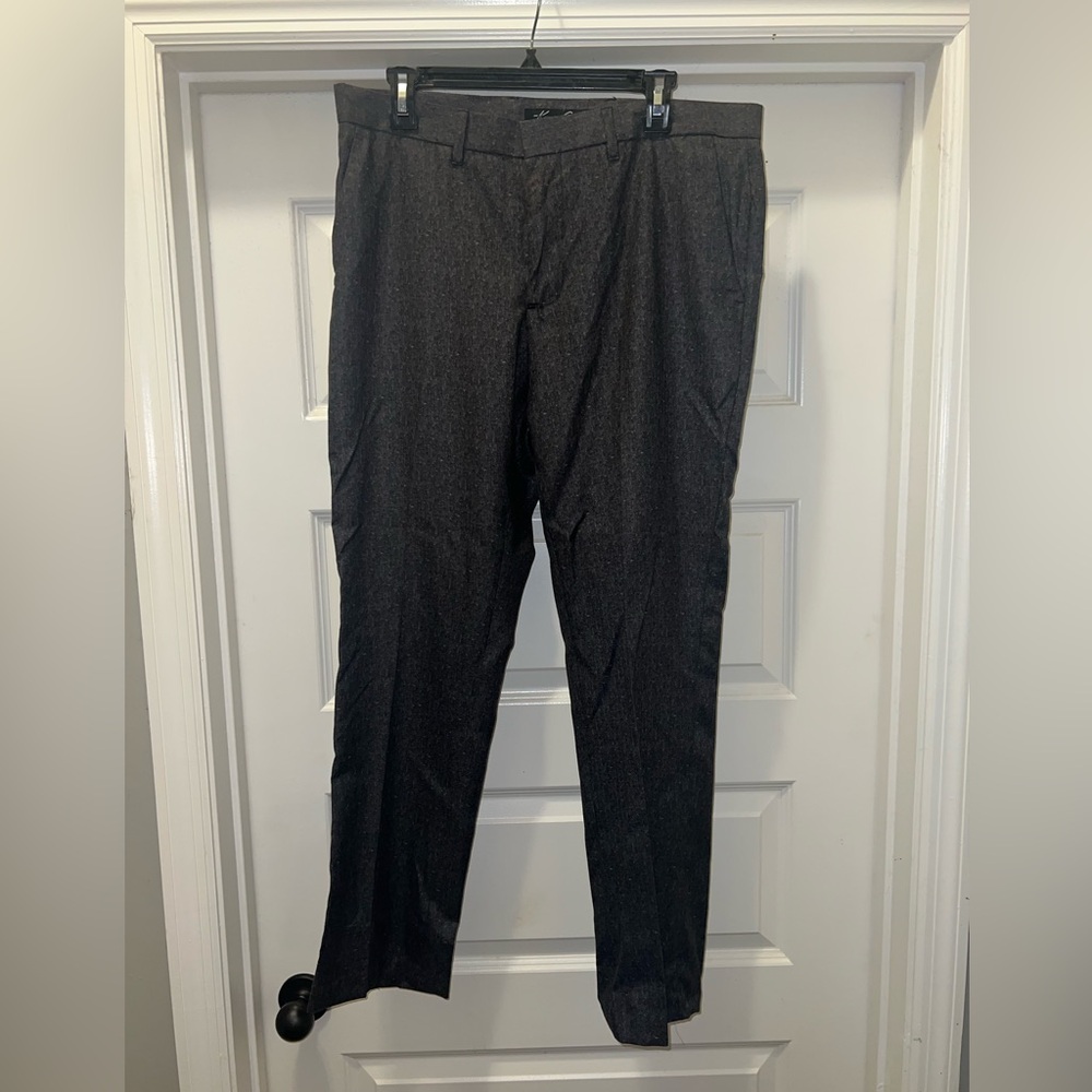NWT Kenneth Cole 34 x 30 Flat Front Dress Pants Formal Gray 100 Poly Castle Rock